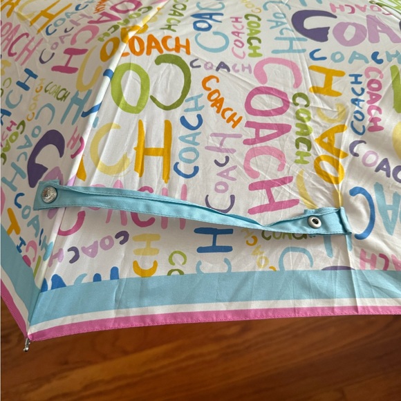 Coach Umbrella - Picture 4 of 7